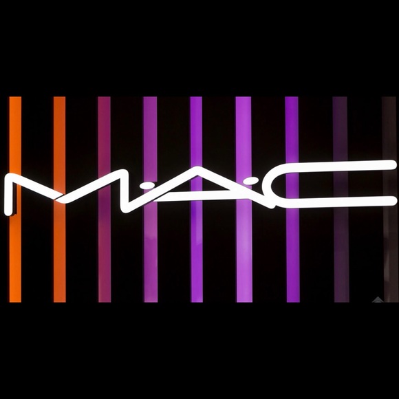 MAC💗 - Picture 2 of 7